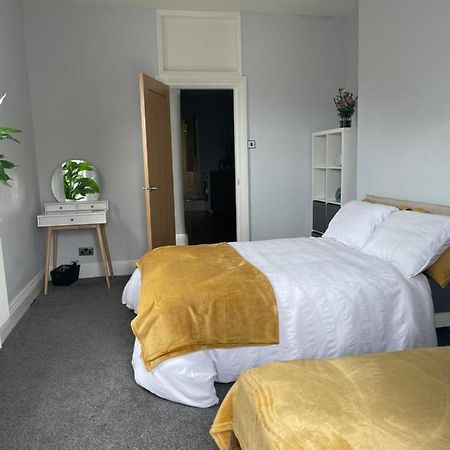 Great 2 Bedroom Flat プリマス エクステリア 写真