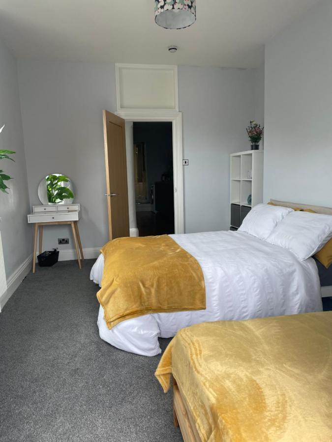 Great 2 Bedroom Flat プリマス エクステリア 写真